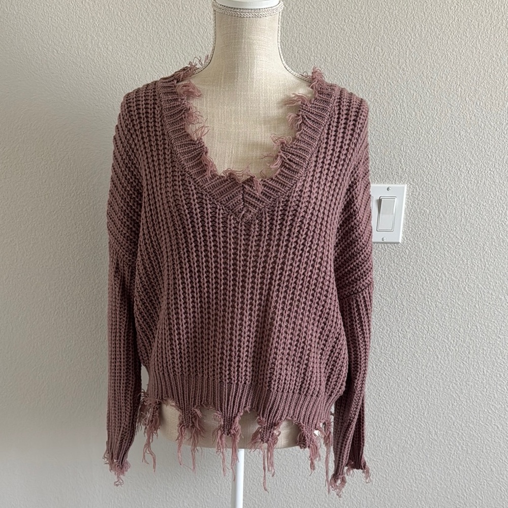 Love Tree Pink V-Neck Sweater with Chunky Knit and Relaxed Fit
